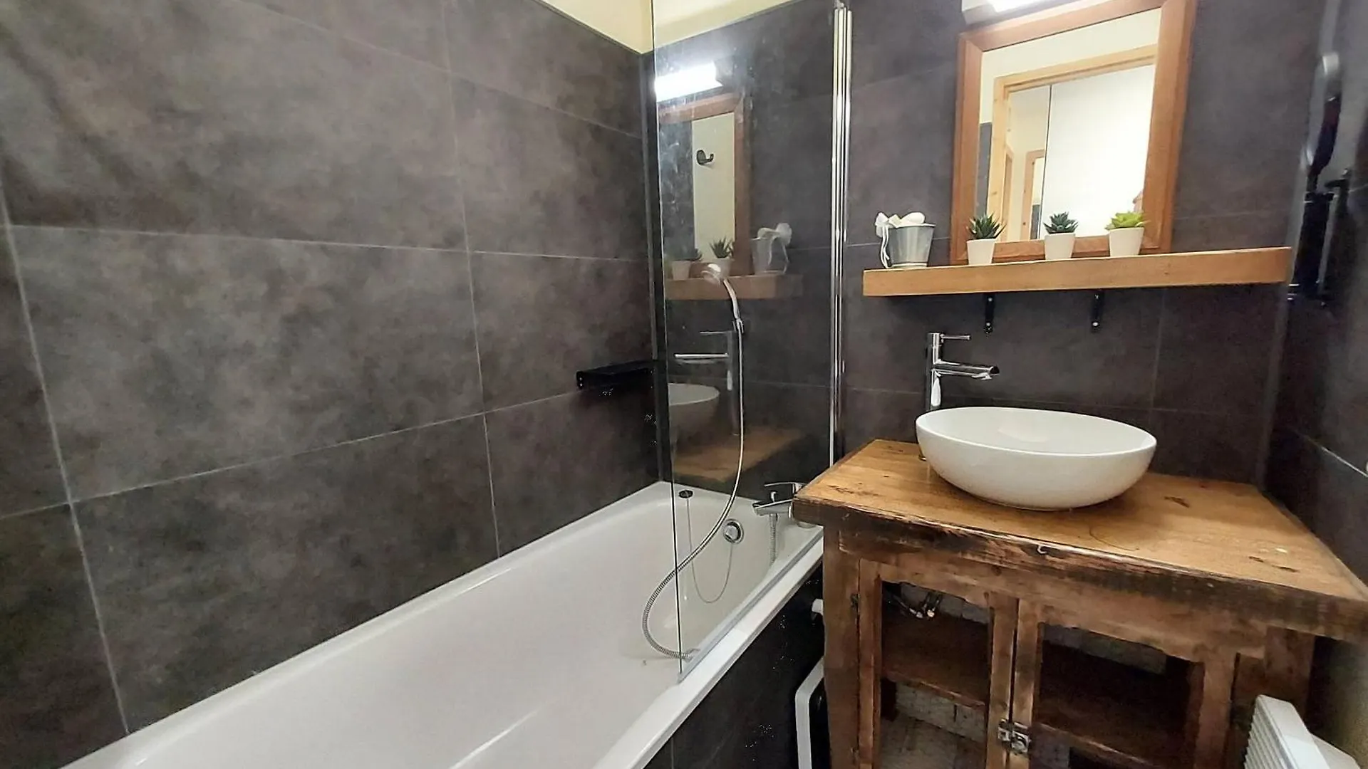 Apartment Appartement Cosy 2 Pieces A La Plagne, Proche Des Pistes - Fr-1-353-122